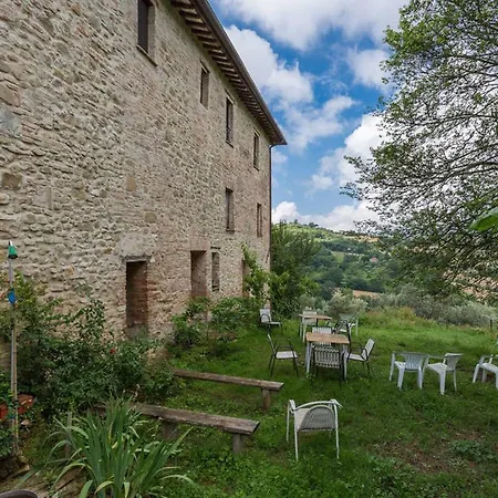 Il Poggio Degli Scoiattoli Bed and breakfast
